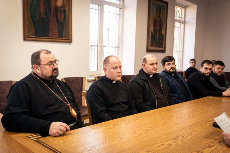 Коломийські рятувальники просять священників донести до людей небезпеку підпалів сухої трави 11 DSC00273