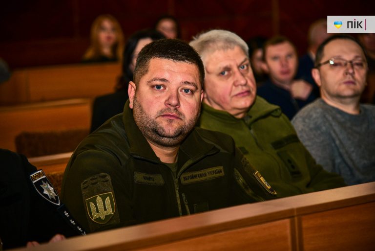 Франківський обласний ТЦК та СП офіційно очолив полковник Євген Мамайчук 10 У День мобілізаційного працівника розбираємо декларацію в.о. обласного ТЦК Франківщини