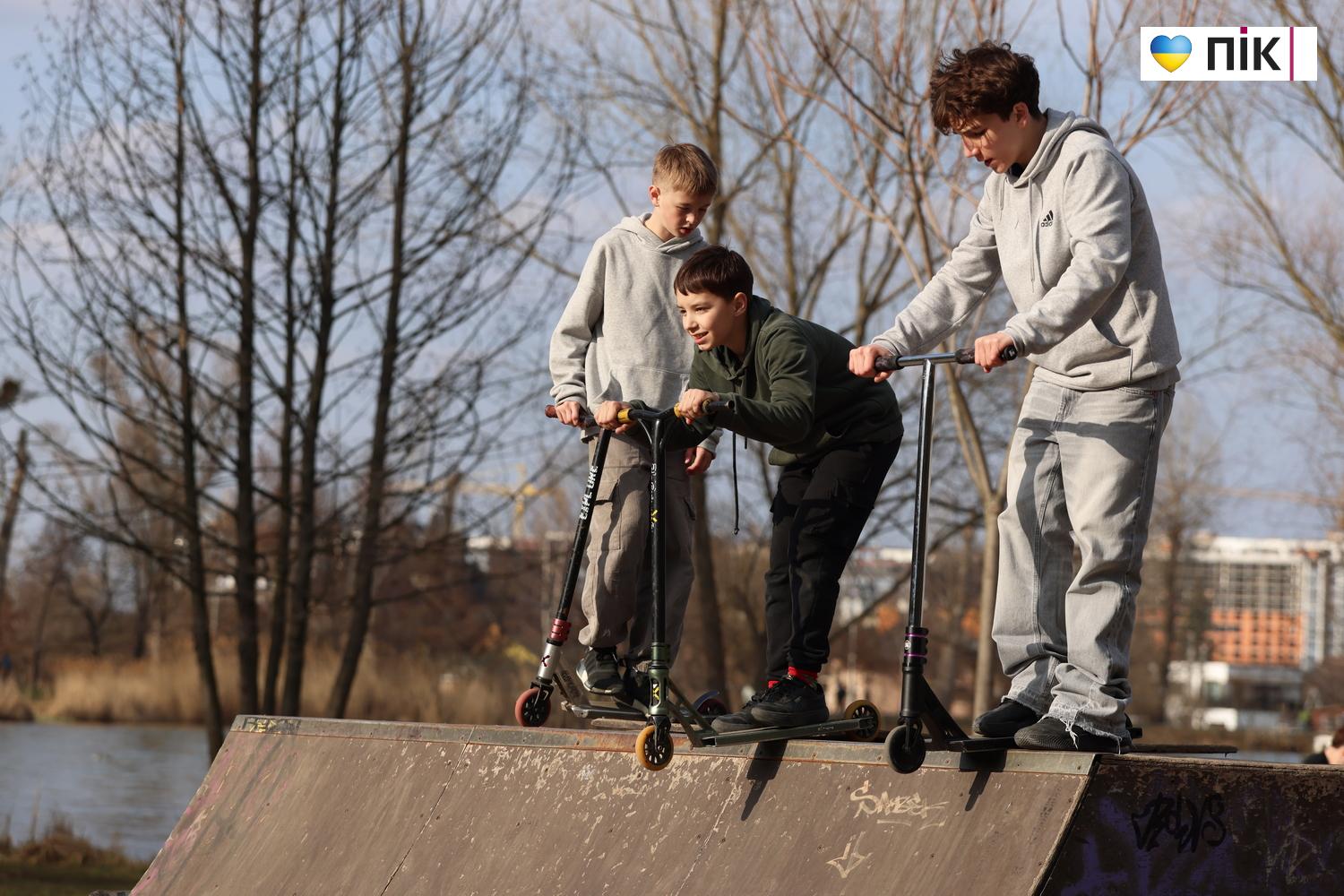 Люди Прикарпаття: діти на весняних канікулах у Франківську (ФОТО) 34 G71A0008 resize