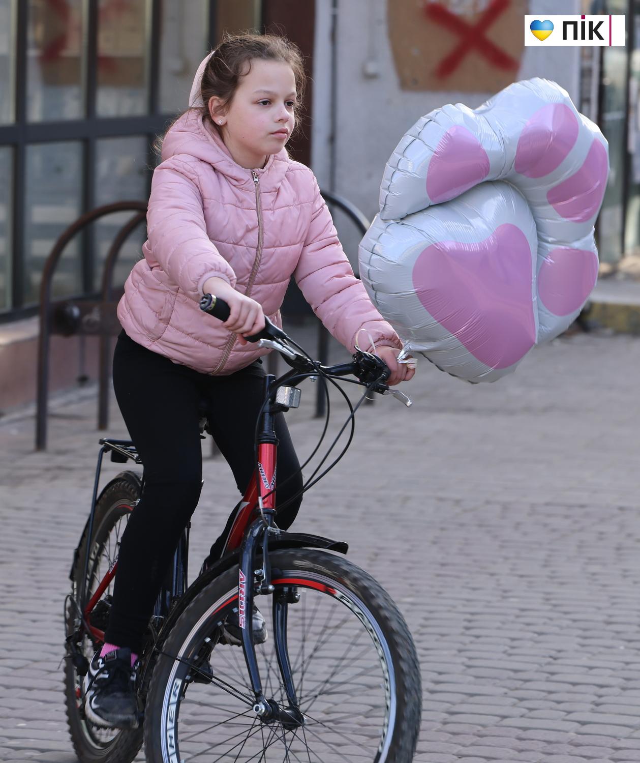 Люди Прикарпаття: франківки у Міжнародний день боротьби за права жінок (ФОТО) 10 G71A4911 resize
