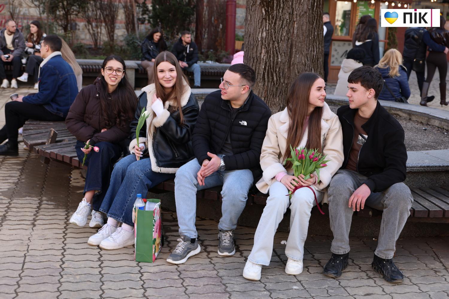 Люди Прикарпаття: франківки у Міжнародний день боротьби за права жінок (ФОТО) 13 G71A5043 resize