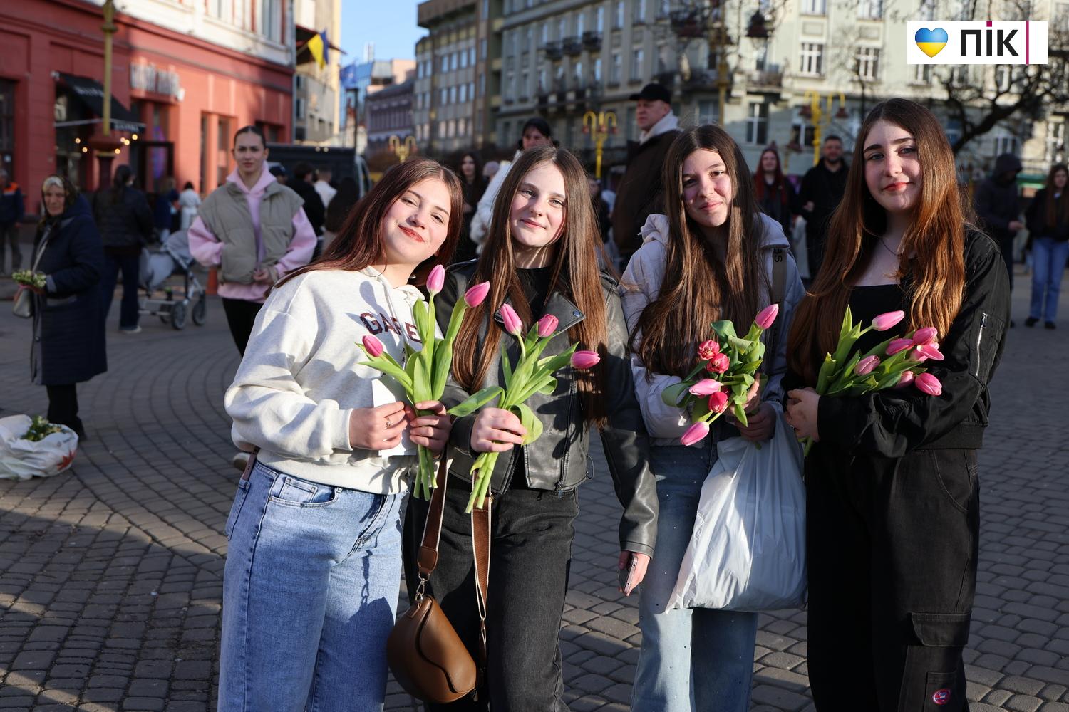 Люди Прикарпаття: франківки у Міжнародний день боротьби за права жінок (ФОТО) 15 G71A5148 resize