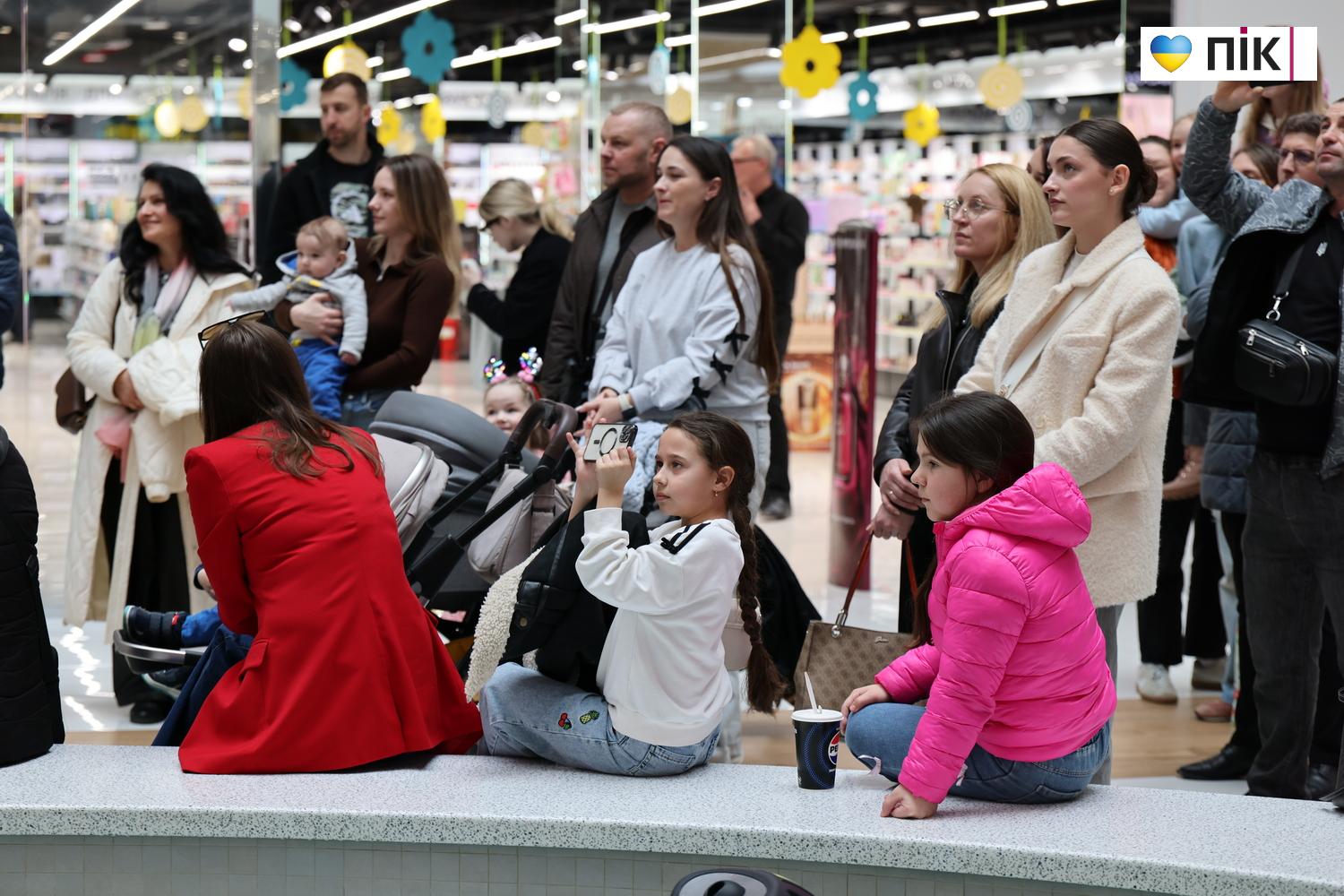 Зведений оркестр Нацгвардії дав потужний концерт у франківському ТРЦ (ФОТО) 32 G71A8735 resize