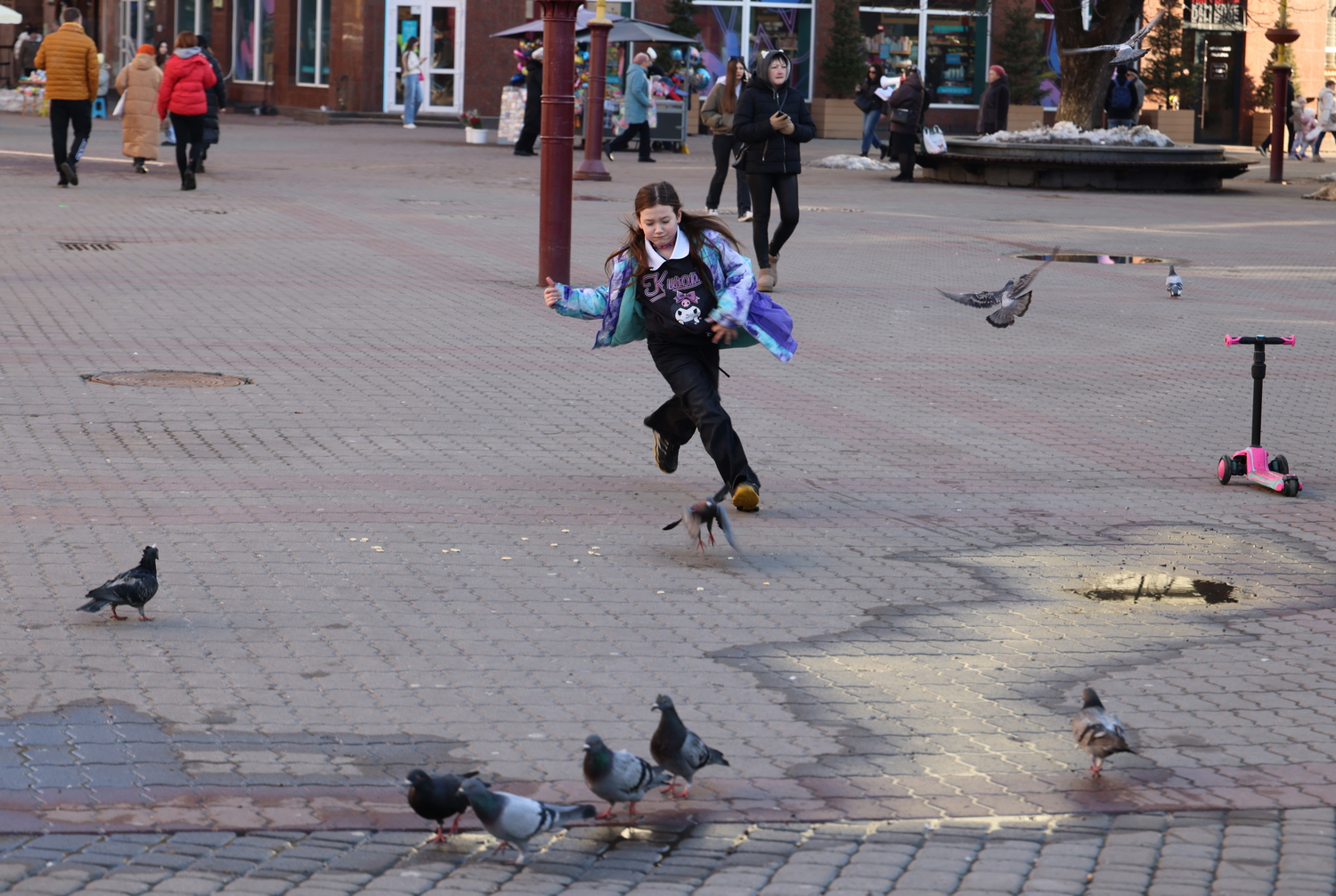 Люди Прикарпаття: весна в Івано-Франківську (ФОТО) 3 G71A9891 resize