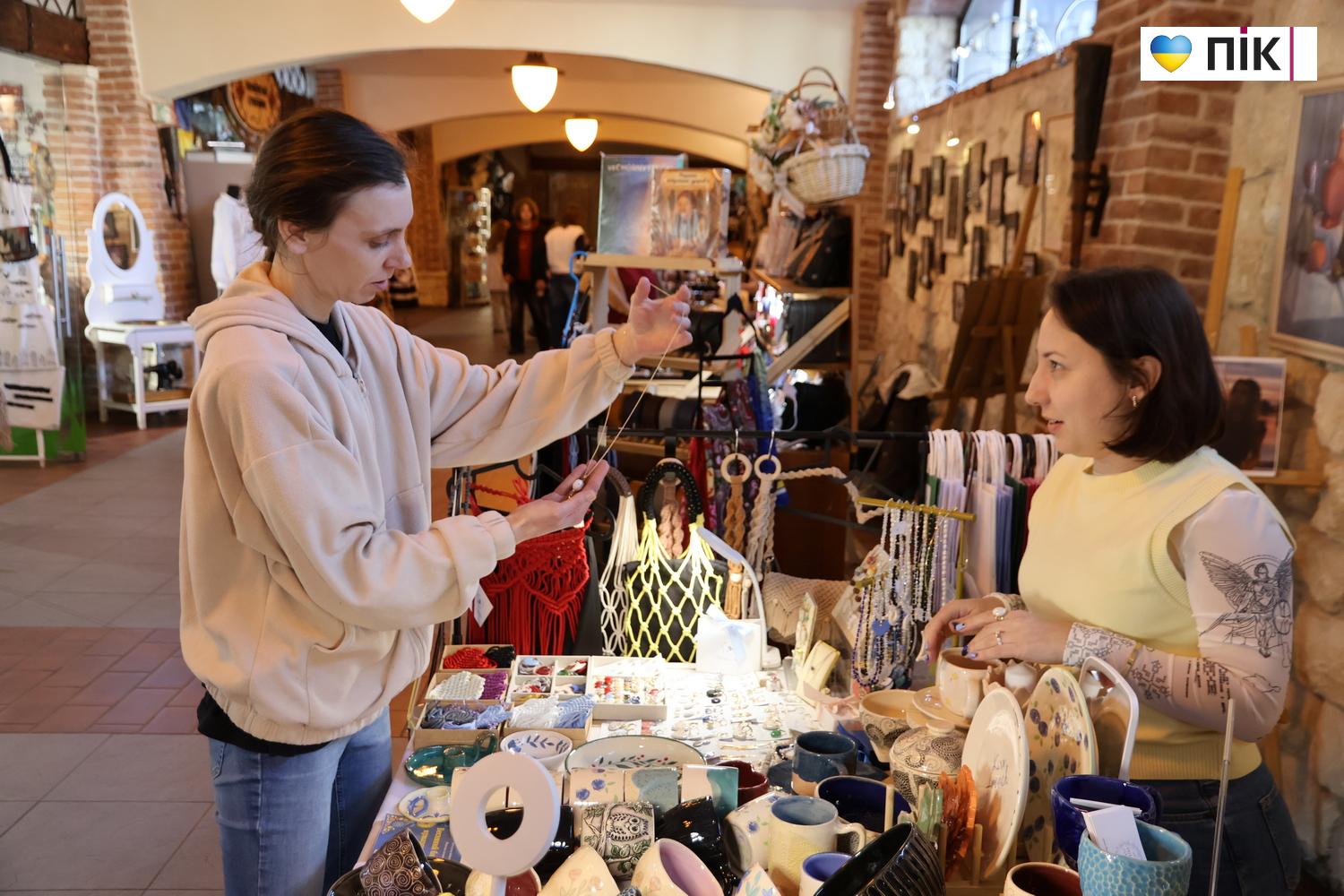 Благодійний ярмарок у Бастіоні в Івано-Франківську (ФОТОРЕПОРТАЖ) 13 IMG 9256 resize