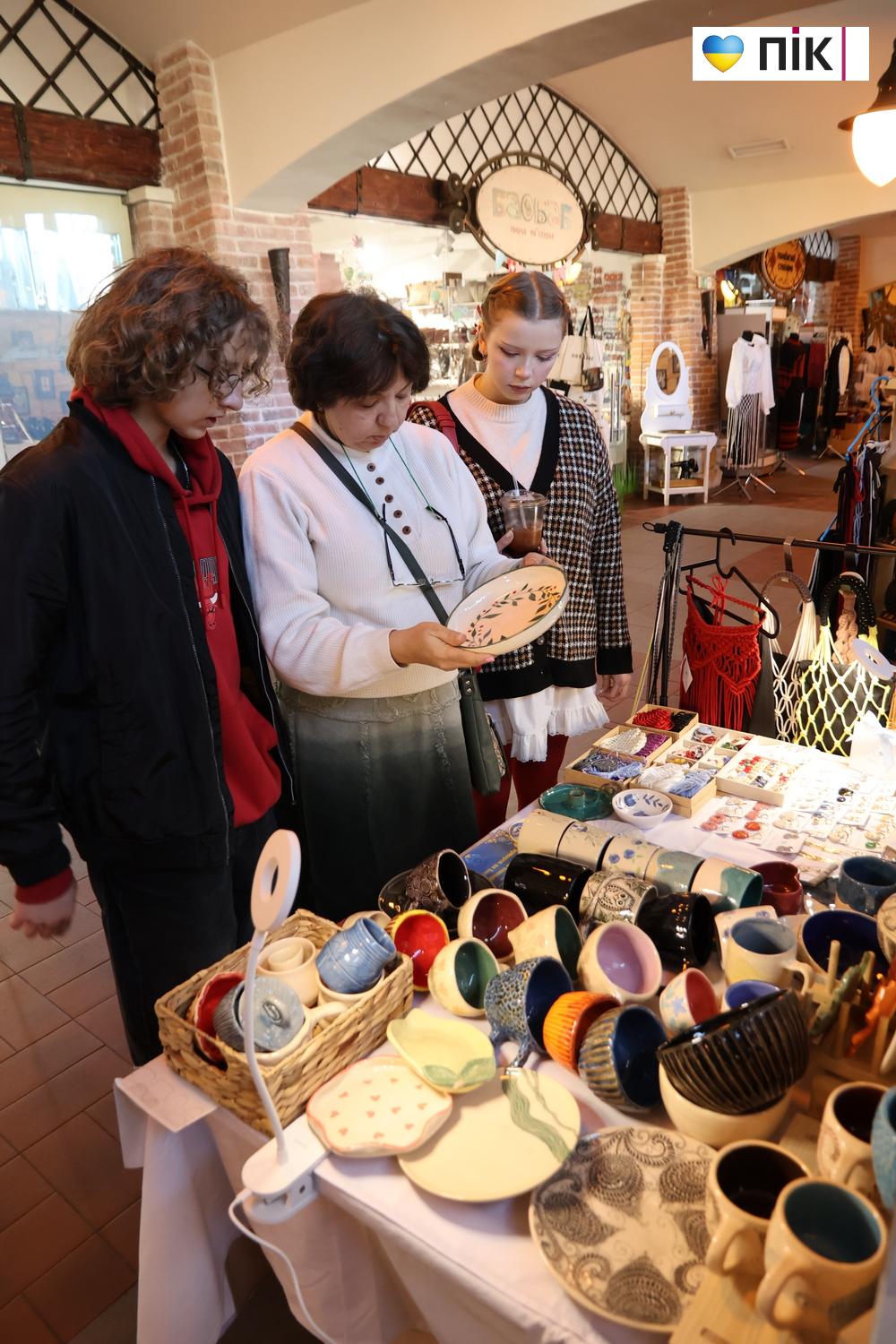 Благодійний ярмарок у Бастіоні в Івано-Франківську (ФОТОРЕПОРТАЖ) 27 IMG 9283 resize