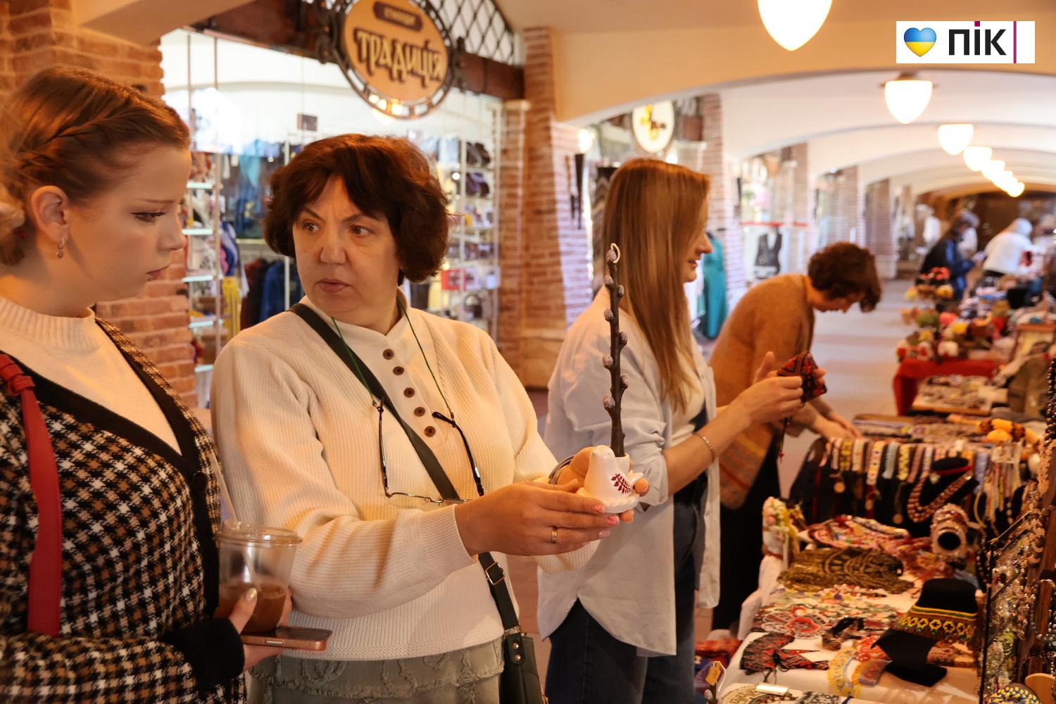 Благодійний ярмарок у Бастіоні в Івано-Франківську (ФОТОРЕПОРТАЖ) 19 IMG 9375 resize