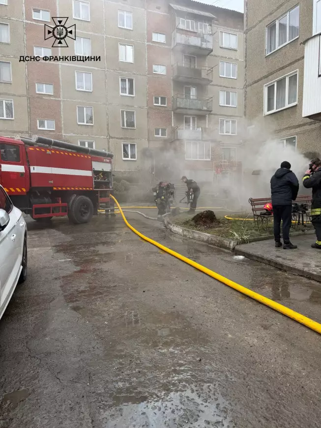 У Бурштині у багатоповерхівці трапилася пожежа: евакуювали п'ять людей 2 e77ef094 5664 4d4b 9a8a 2c9f231c20a7.jpg