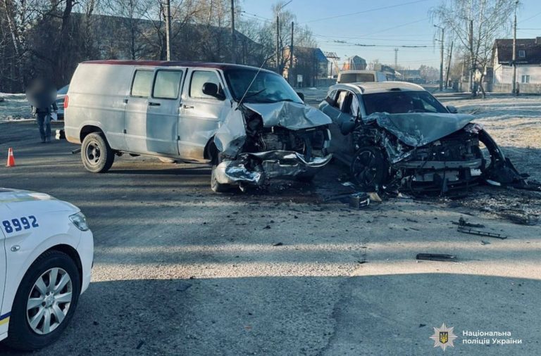 Водій виїхав на зустрічну: у Хриплині зіткнулися два автомобілі (ФОТО) 10 photo 2026 03 04 11 04 20