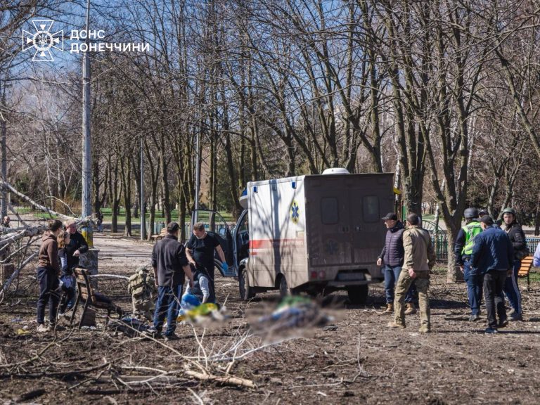 Внаслідок масованого авіаудару по Краматорську загинули троє людей, ще 13 поранені 7 photo 2026 03 29 21 03 19