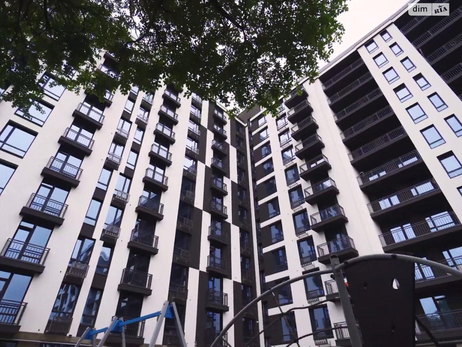 Новобудова по вул. С.Стрільців 28а. ФОТО: ДІМ РІА