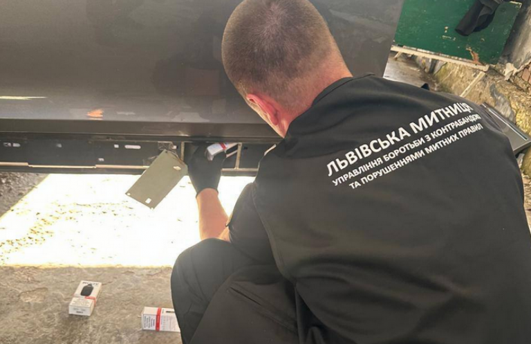 На Львівщині створили спеціальну групу для боротьби з контрабандою на кордоні 6 На Львівщині створили спеціальну групу для боротьби з контрабандою на кордоні