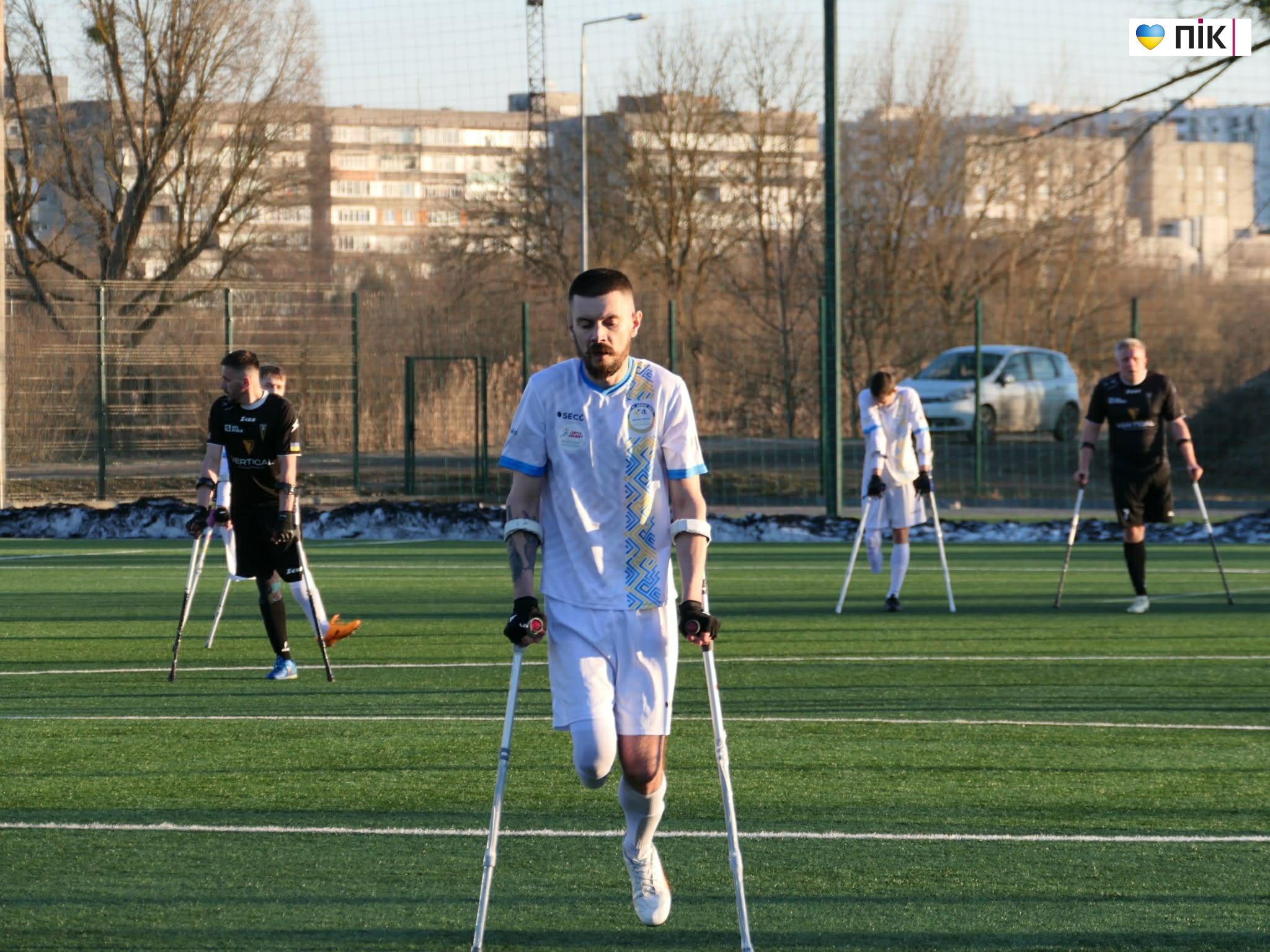 Франківська команда ампфутболу “Бартка” вийшла до чвертьфіналу Кубка України (ФОТО) 6 received 1818769612122869