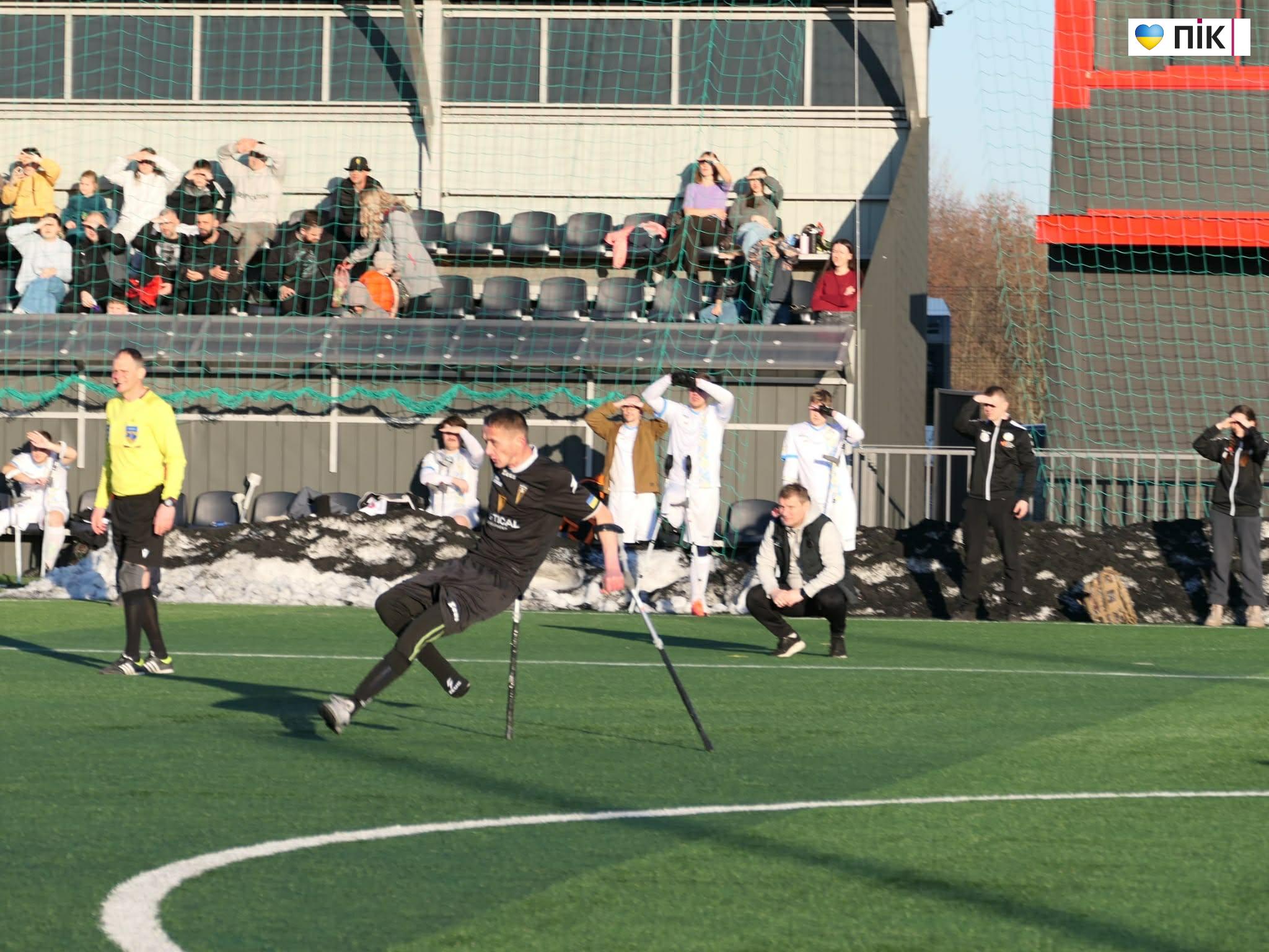 Франківська команда ампфутболу “Бартка” вийшла до чвертьфіналу Кубка України (ФОТО) 11 received 888700827397916