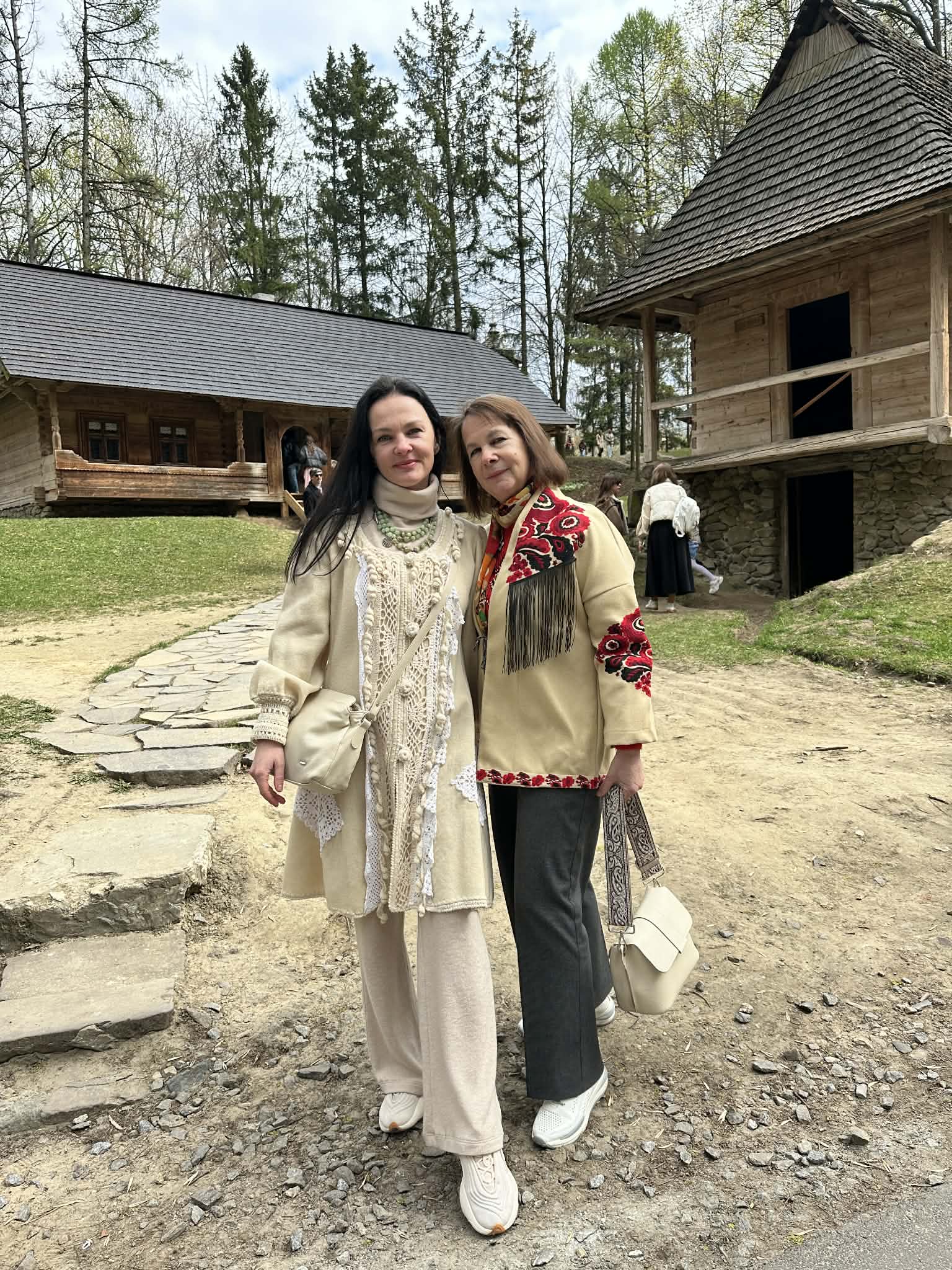 1f0945e9 c70f 4d0d a41d 5d7a18ae08c1