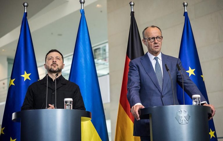Зеленський і Мерц домовилися працювати над поверненням чоловіків призовного віку 7 Зеленський і Мерц домовилися працювати над поверненням чоловіків призовного віку
