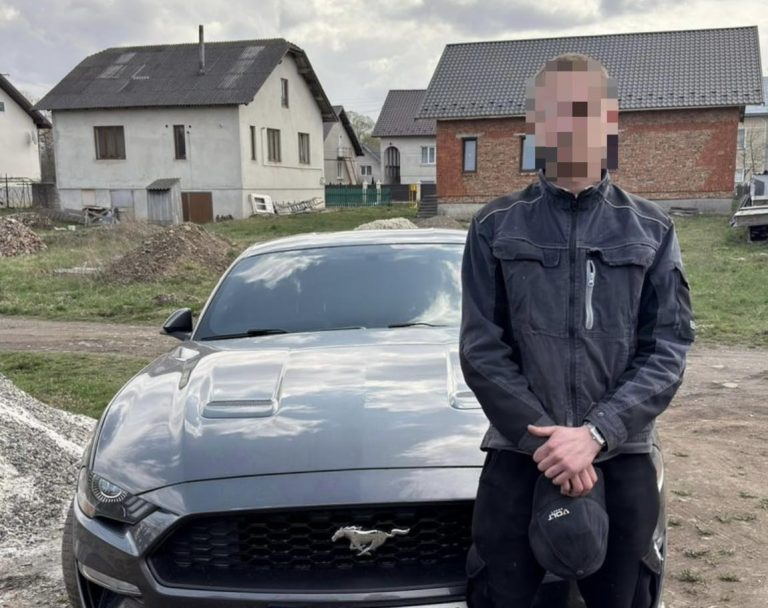 У Франківську патрульні склали п'ять протоколів на 19-річного водія: що він зробив 12 У Франківську патрульні склали п'ять протоколів на 19-річного водія: що він зробив