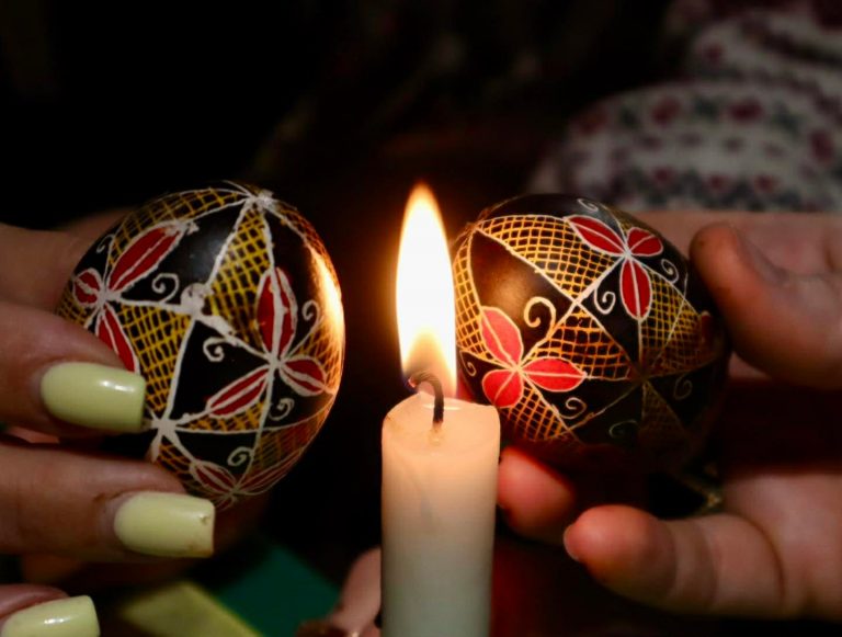 Готуємо писанки до Великодня – випробовуємо варіанти оздоблення яєць (ФОТО) 5 666239886 3078336865687226 506045089222386888 n