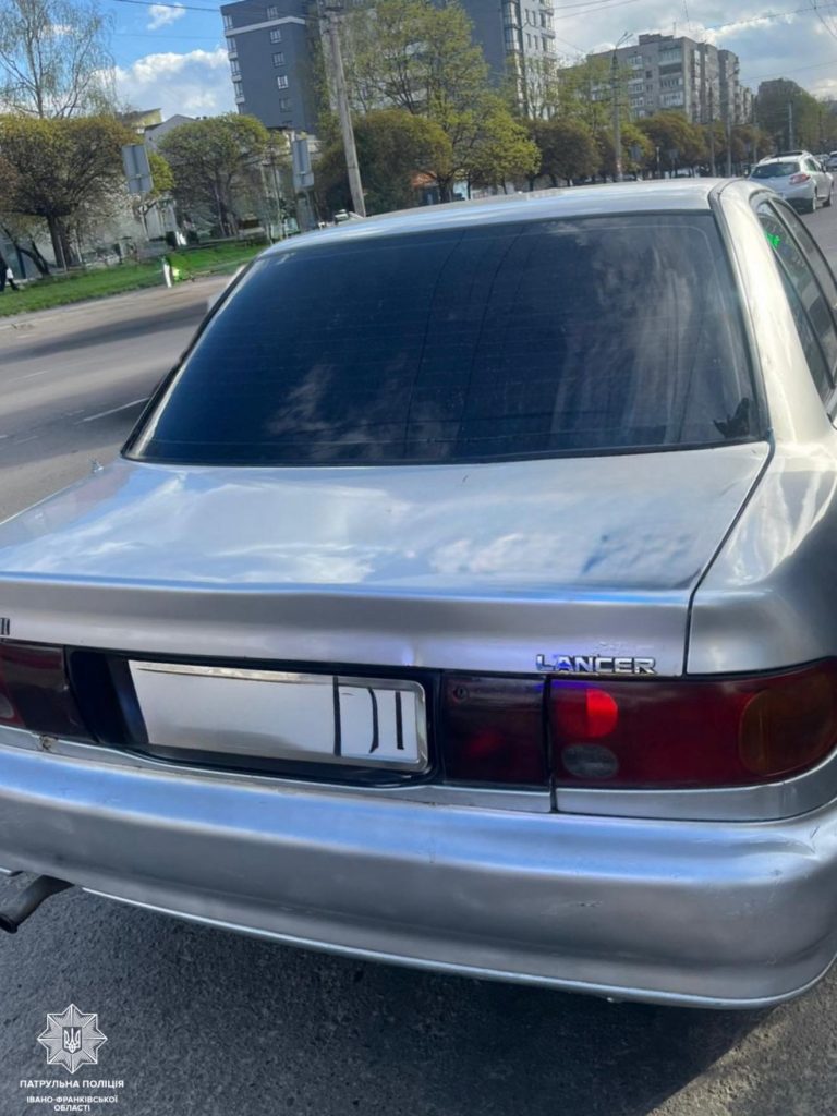 У Франківську нетверезий водій автомобіля Mitsubishi порушив ПДР (ФОТО) 9 667280094 1416801867154087 154434979360753991 n