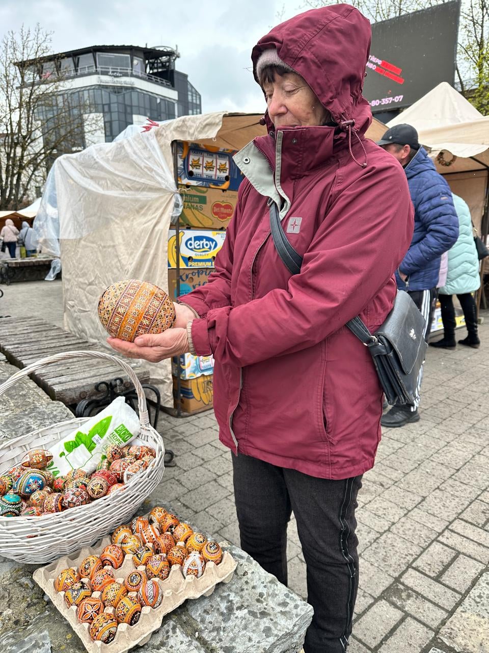 Смакуйте та дивуйтеся: що цікавого на Великодньому ярмарку в Івано-Франківську (ФОТО) 16 76f02bb6 cb51 40bb b90c 4c756ce8f260 1