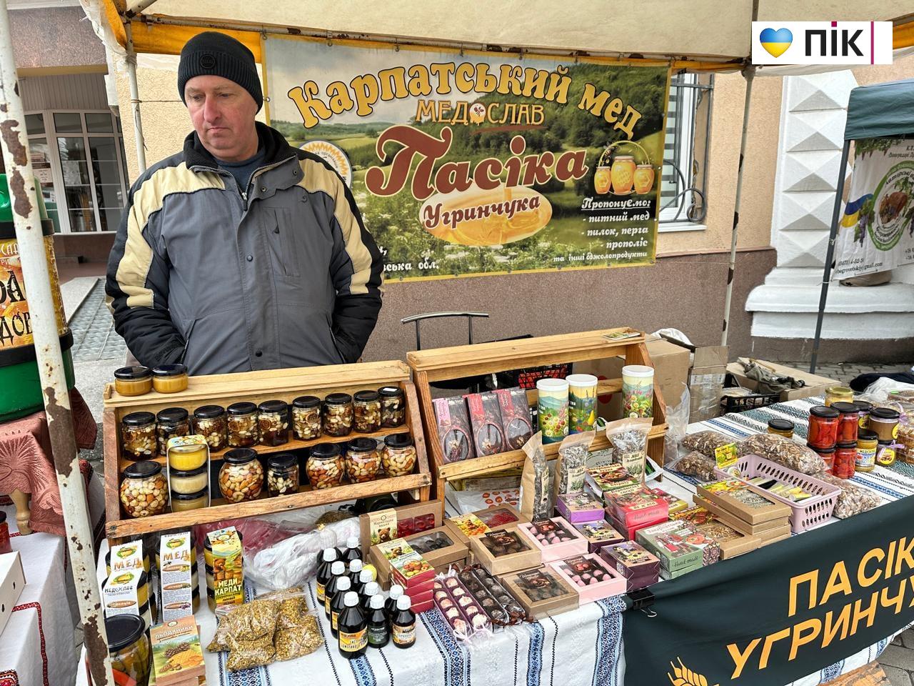 9f19d4e8 bcbd 4879 92d6 21f70455804a