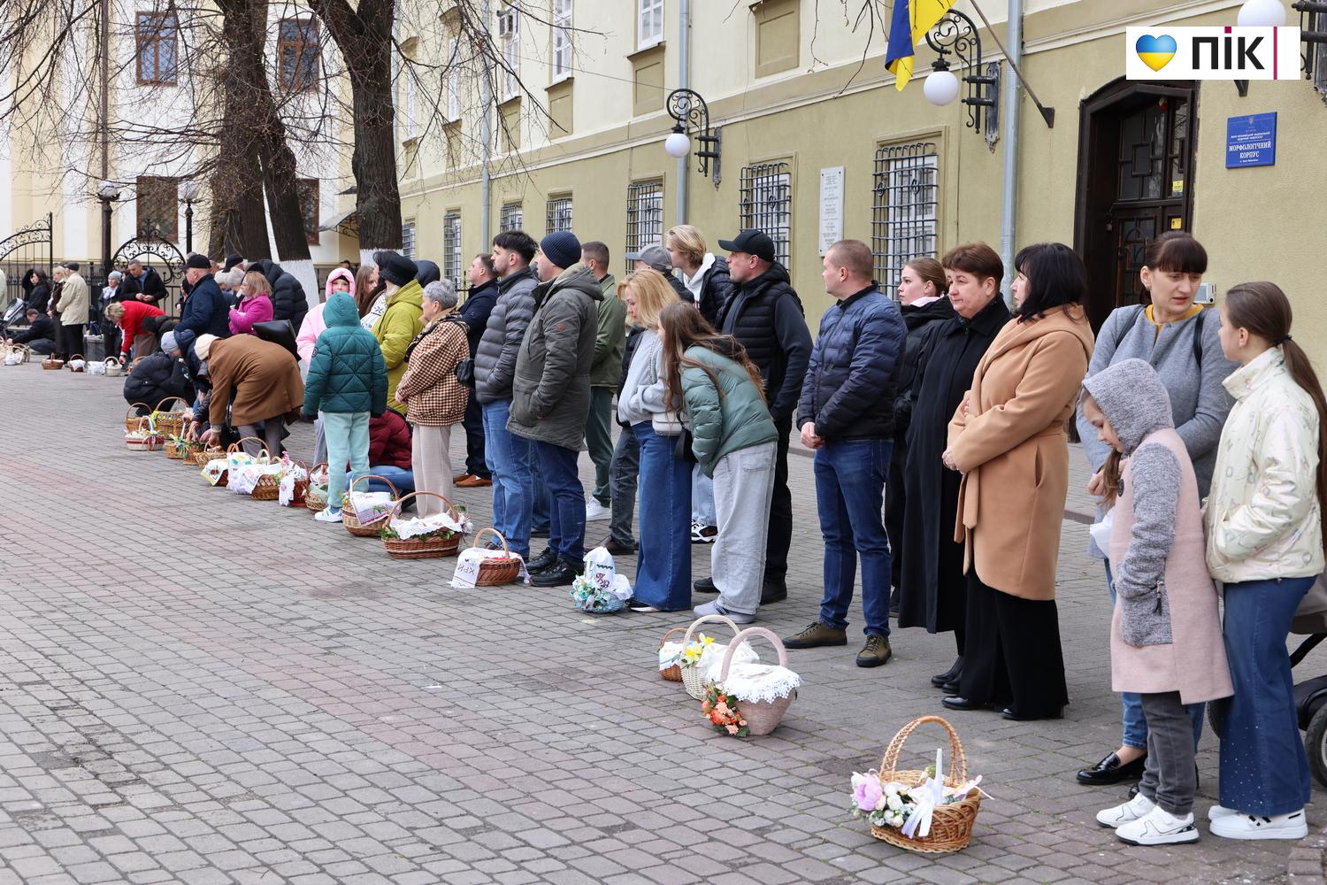 Воскресіння Христове: освячення великодніх кошиків в Івано-Франківську (ФОТО) 7 G71A0008 resize 1
