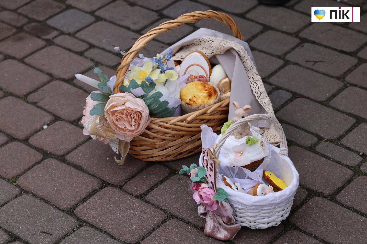 Воскресіння Христове: освячення великодніх кошиків в Івано-Франківську (ФОТО) 8 G71A0013 resize