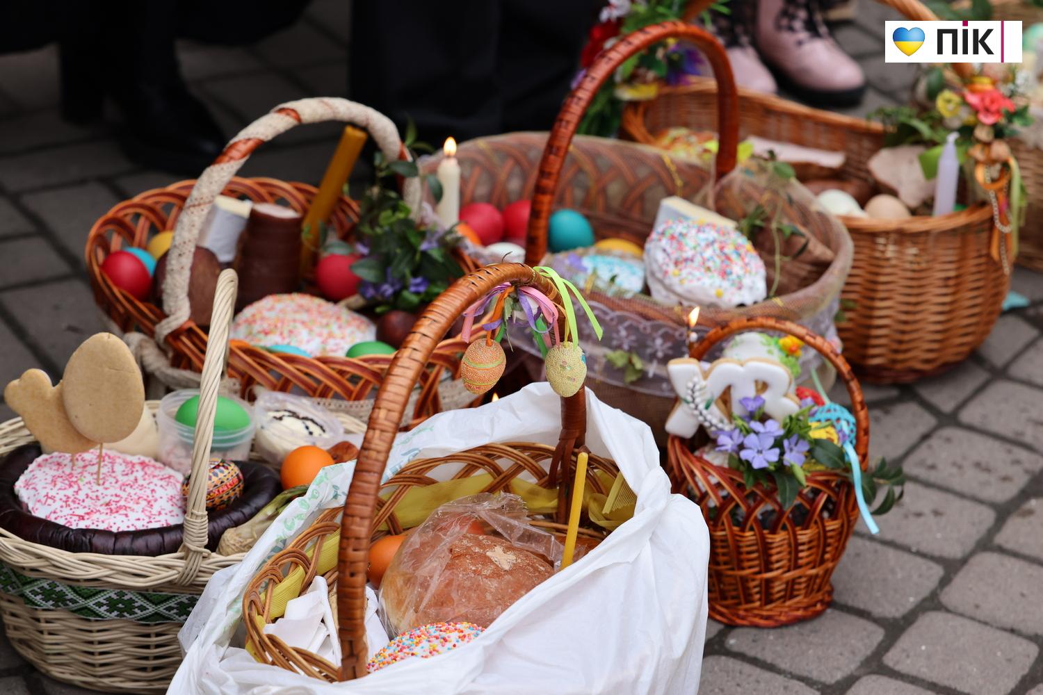 Воскресіння Христове: освячення великодніх кошиків в Івано-Франківську (ФОТО) 14 G71A0022 resize