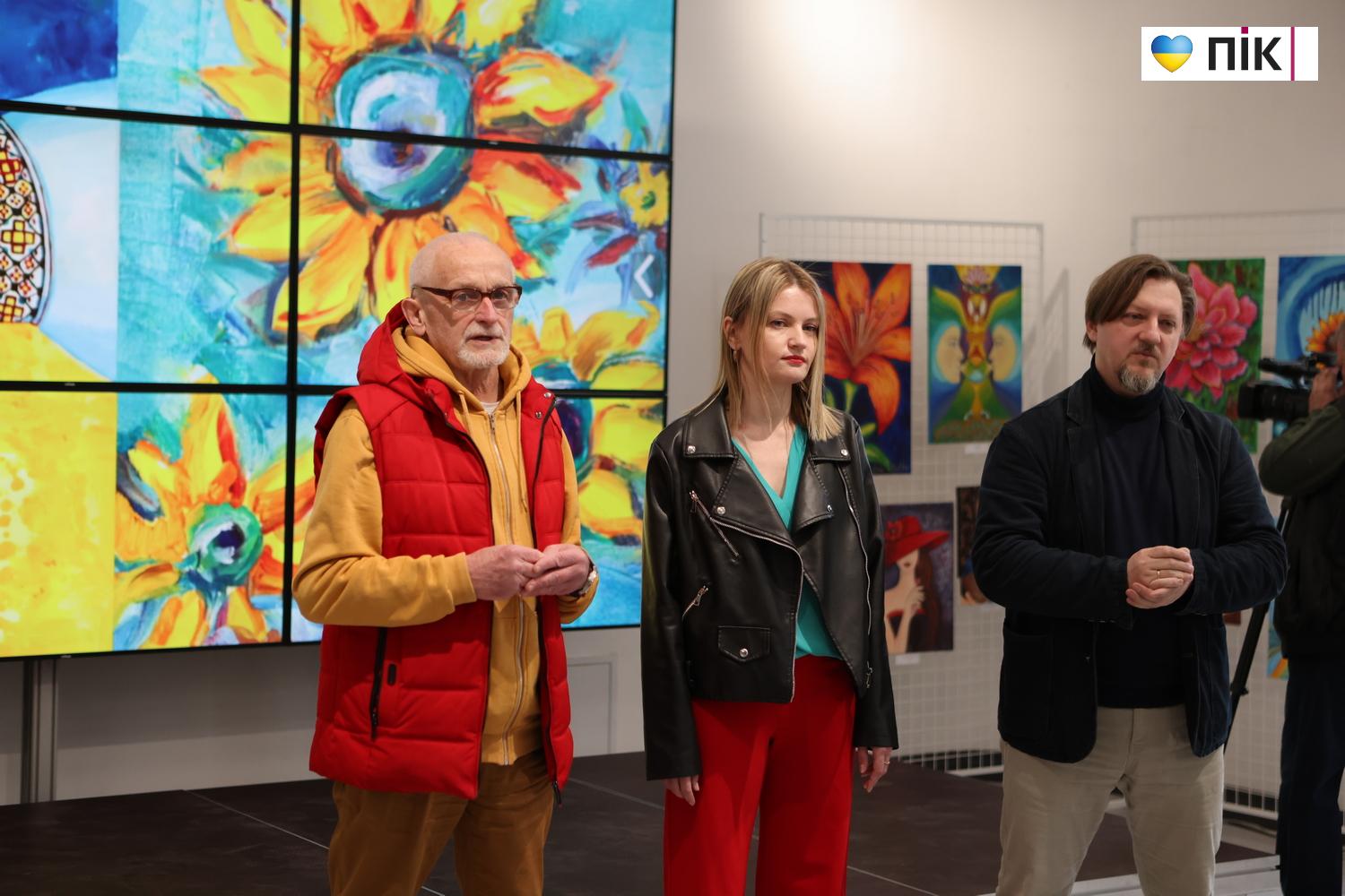 Люди Прикарпаття: на виставці Лілії Дутки “Форма весни” (ФОТО) 5 G71A3956 resize