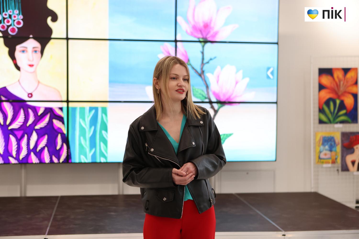 Люди Прикарпаття: на виставці Лілії Дутки “Форма весни” (ФОТО) 11 G71A4373 resize