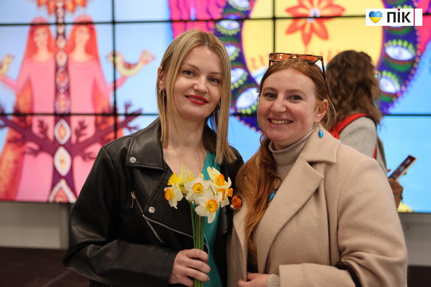 Люди Прикарпаття: на виставці Лілії Дутки “Форма весни” (ФОТО) 22 G71A4923 resize