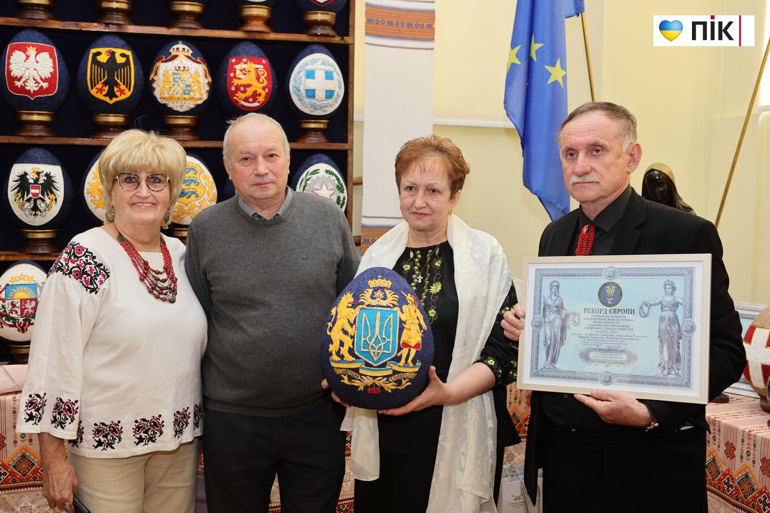 Такого не робив ще ніхто: у Франківську відкрили унікальну виставку писанок (ФОТО) 17 G71A9020 resize