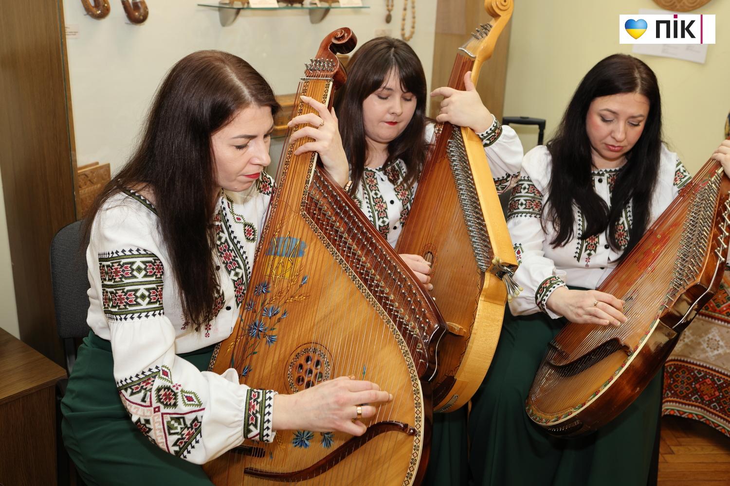 Такого не робив ще ніхто: у Франківську відкрили унікальну виставку писанок (ФОТО) 14 G71A9026 resize