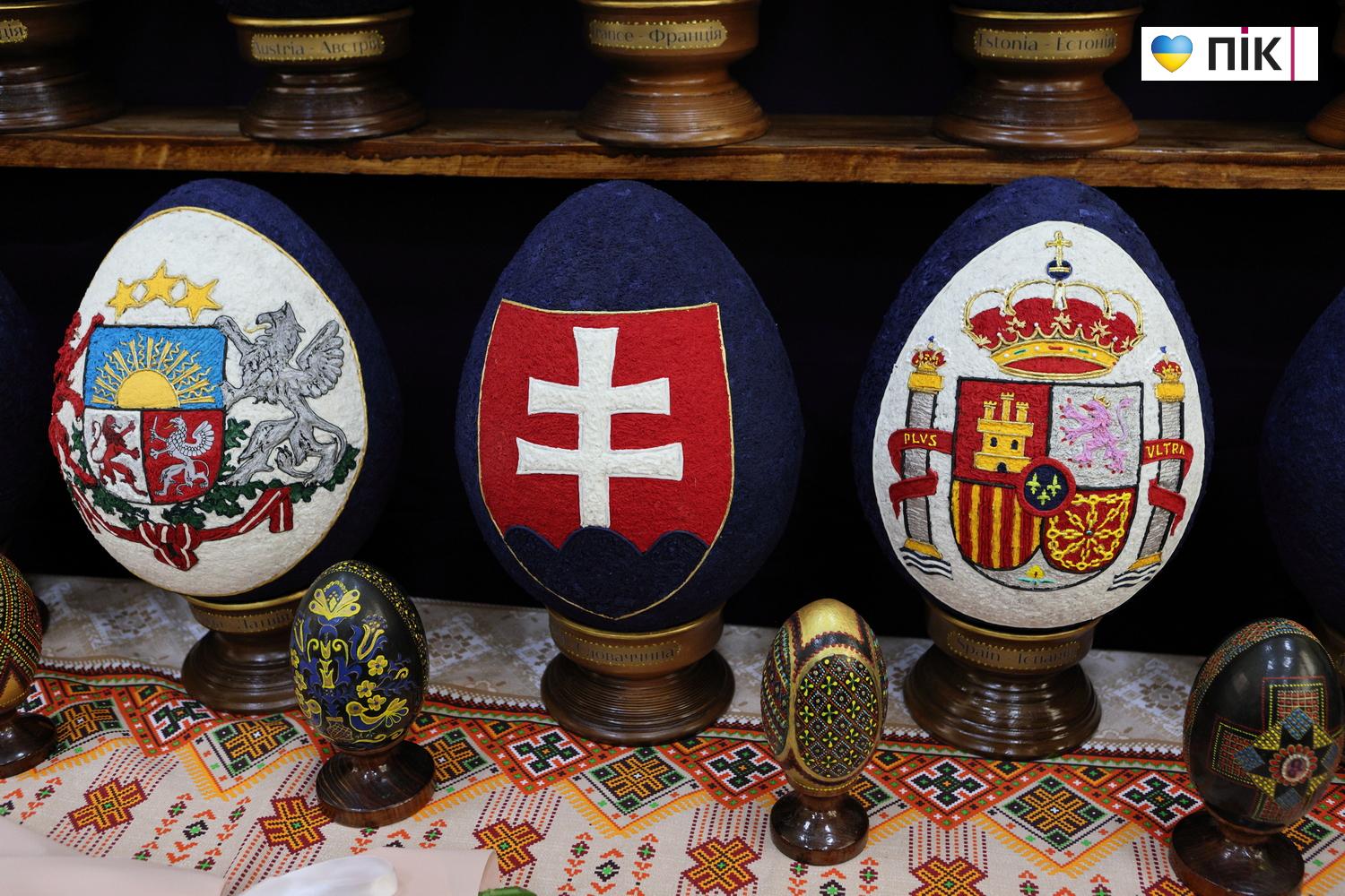 Такого не робив ще ніхто: у Франківську відкрили унікальну виставку писанок (ФОТО) 13 G71A9032 resize