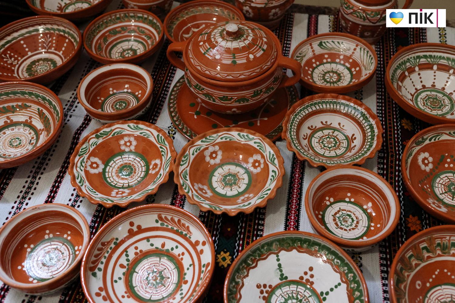 Люди Прикарпаття: на виставці "Мистецький Великдень" (ФОТО) 4 G71A9114 resize