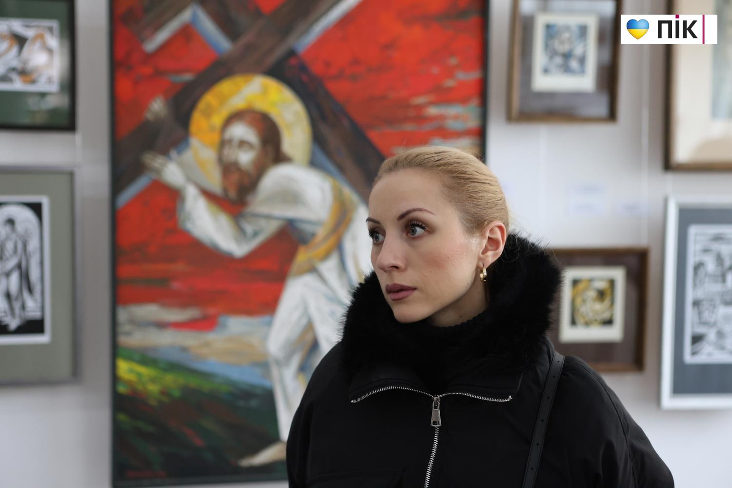 В Івано-Франківську відкрили Великодню виставку художників (ФОТО) 21 G71A9263 resize