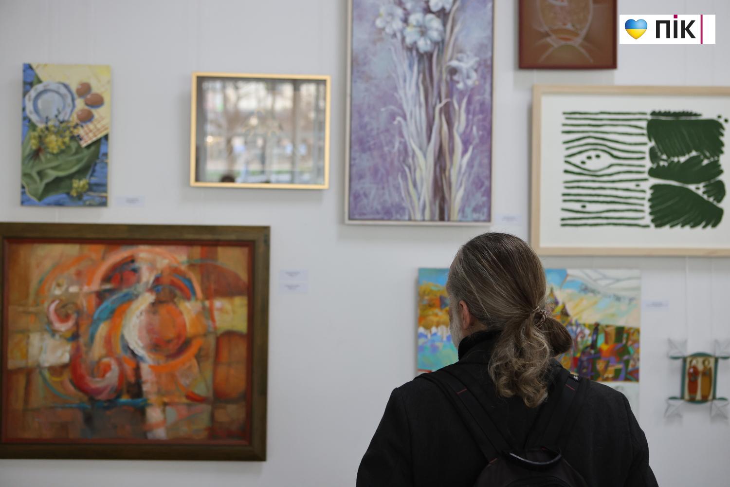 В Івано-Франківську відкрили Великодню виставку художників (ФОТО) 25 G71A9335 resize