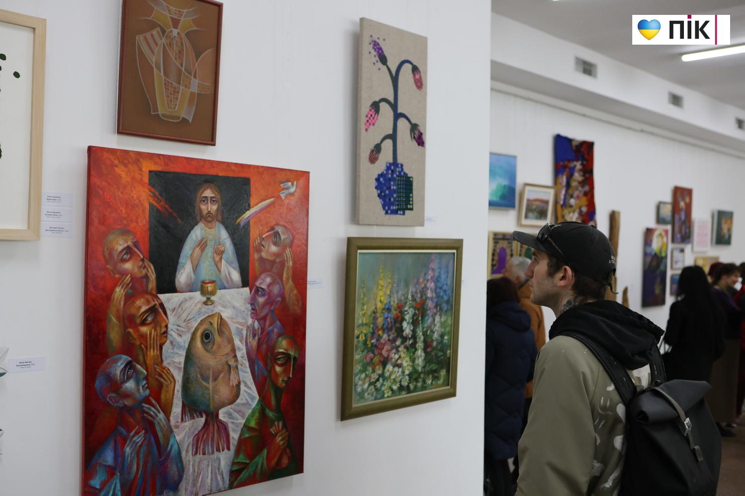 В Івано-Франківську відкрили Великодню виставку художників (ФОТО) 26 G71A9354 resize