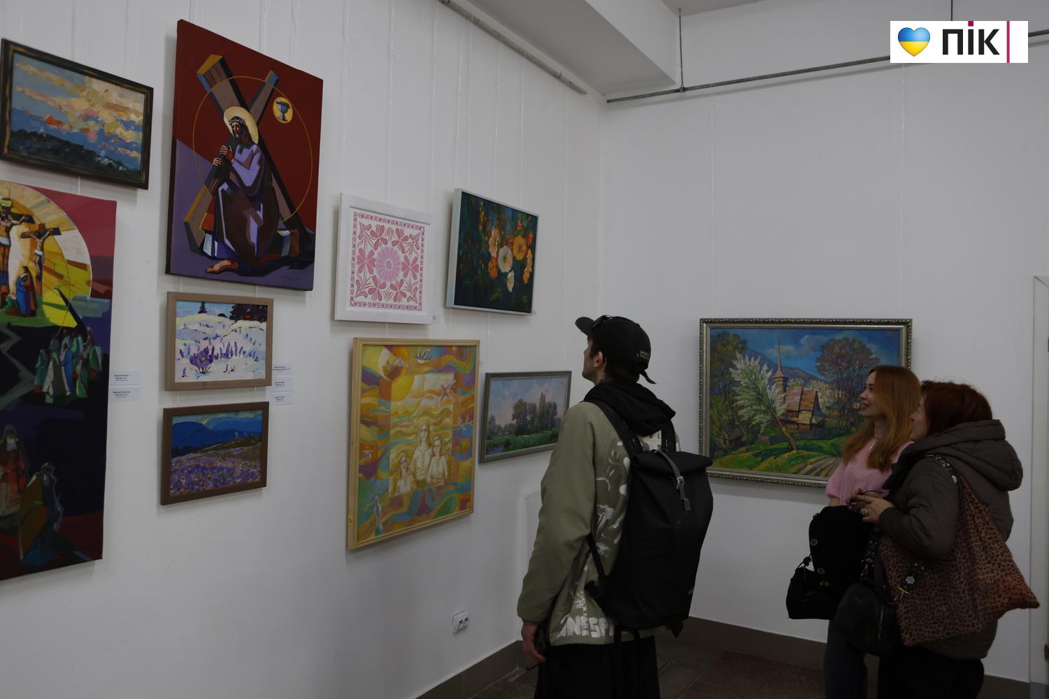 В Івано-Франківську відкрили Великодню виставку художників (ФОТО) 30 G71A9473 resize