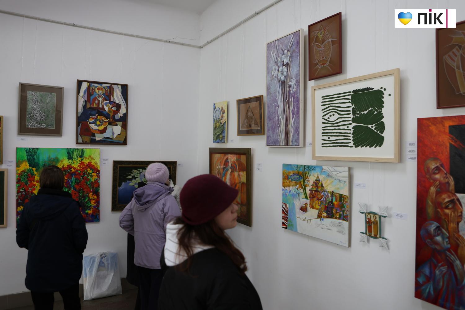 В Івано-Франківську відкрили Великодню виставку художників (ФОТО) 32 G71A9536 resize