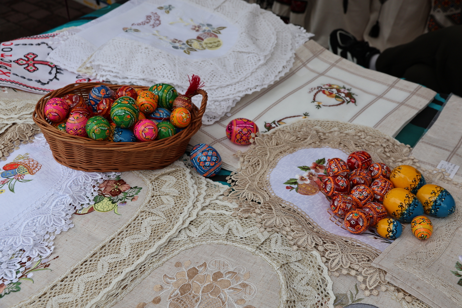 Люди Прикарпаття: на Великодньому ярмарку в Івано-Франківську (ФОТО) 6 IMG 0219 resize