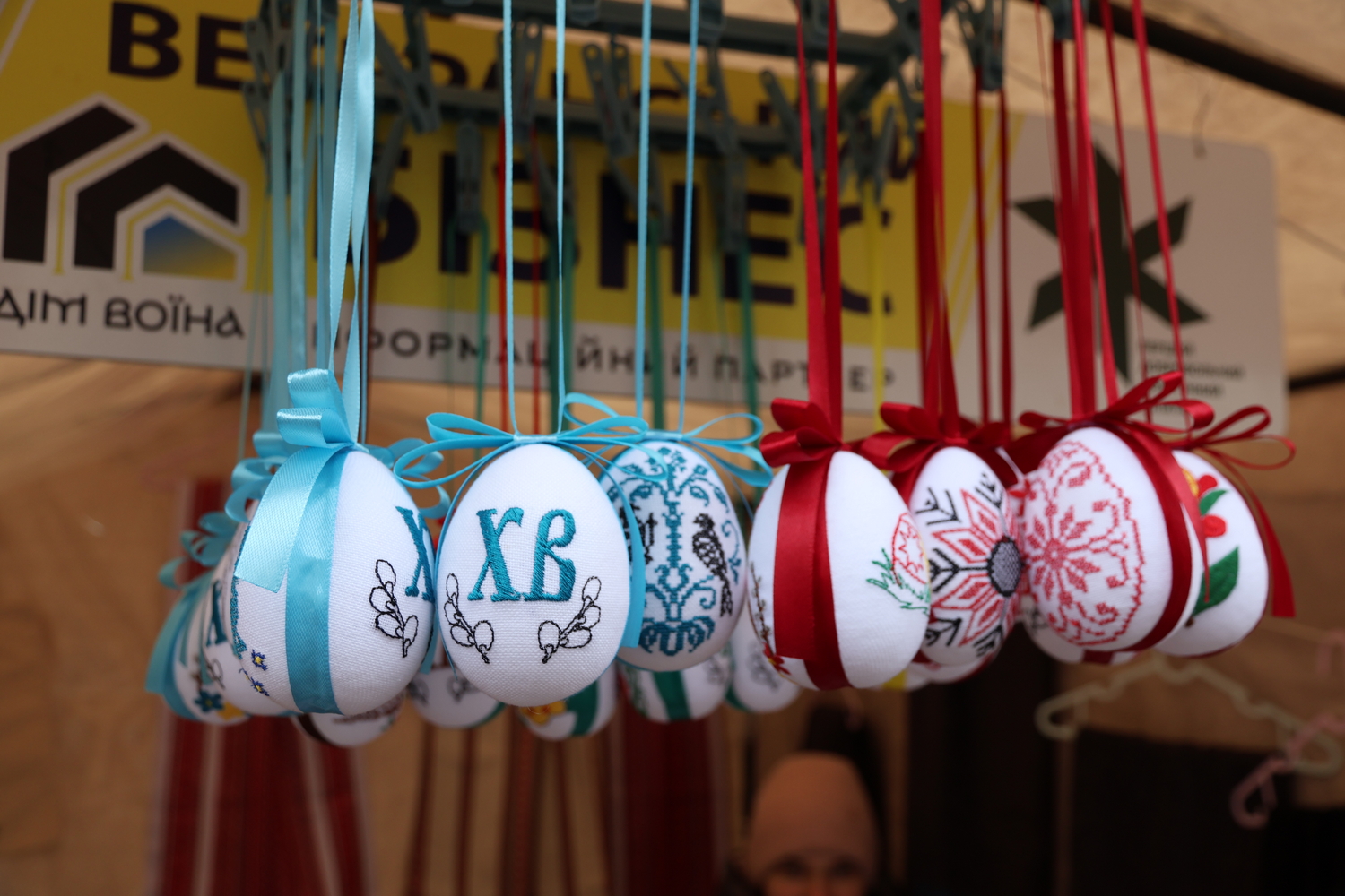 Люди Прикарпаття: на Великодньому ярмарку в Івано-Франківську (ФОТО) 2 IMG 0251 resize