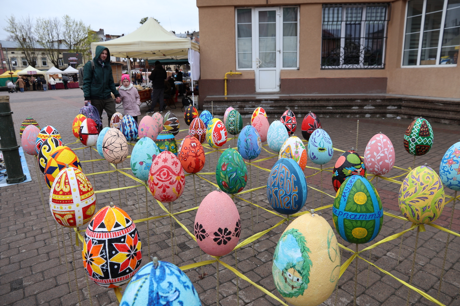 Люди Прикарпаття: на Великодньому ярмарку в Івано-Франківську (ФОТО) 1 IMG 0460 resize