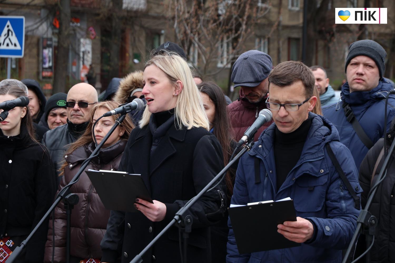 У Франківську на Алеї віри і надії відкрили ще 199 портретів зниклих безвісти чи полонених захисників (ФОТО) 31 IMG 9784 novyj razmer