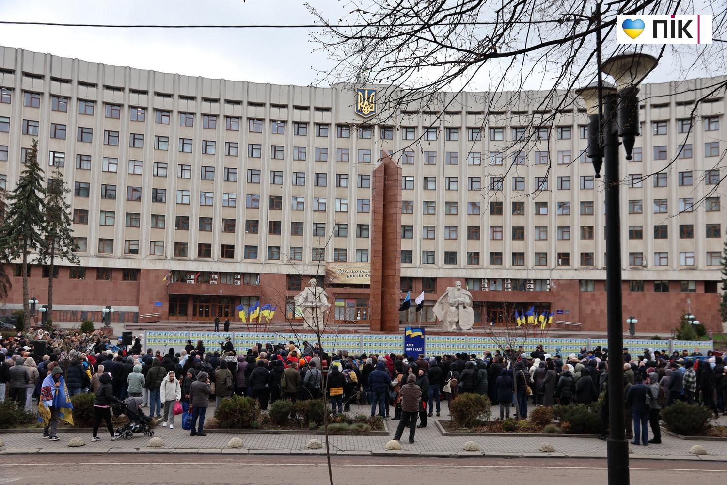 У Франківську на Алеї віри і надії відкрили ще 199 портретів зниклих безвісти чи полонених захисників (ФОТО) 11 IMG 9963 novyj razmer
