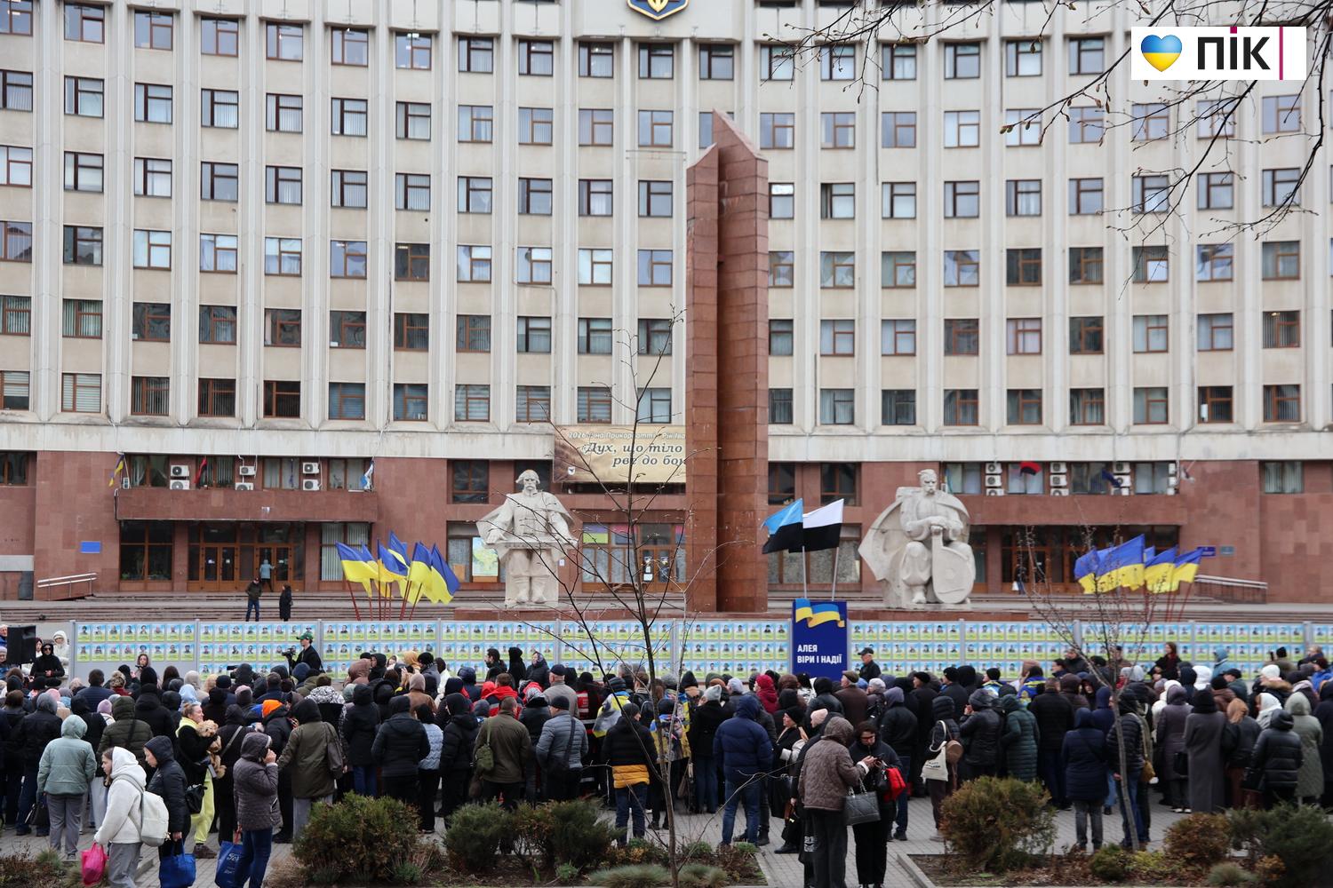 У Франківську на Алеї віри і надії відкрили ще 199 портретів зниклих безвісти чи полонених захисників (ФОТО) 12 IMG 9964 novyj razmer