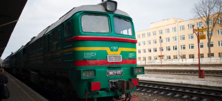 Відтепер квитки на приміські поїзди Прикарпаття можна купляти онлайн 5 Potyag poyizd vokzal