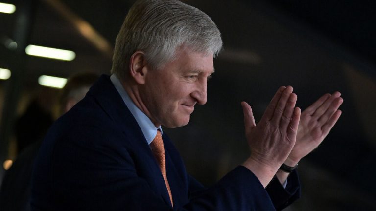 akhmetov az