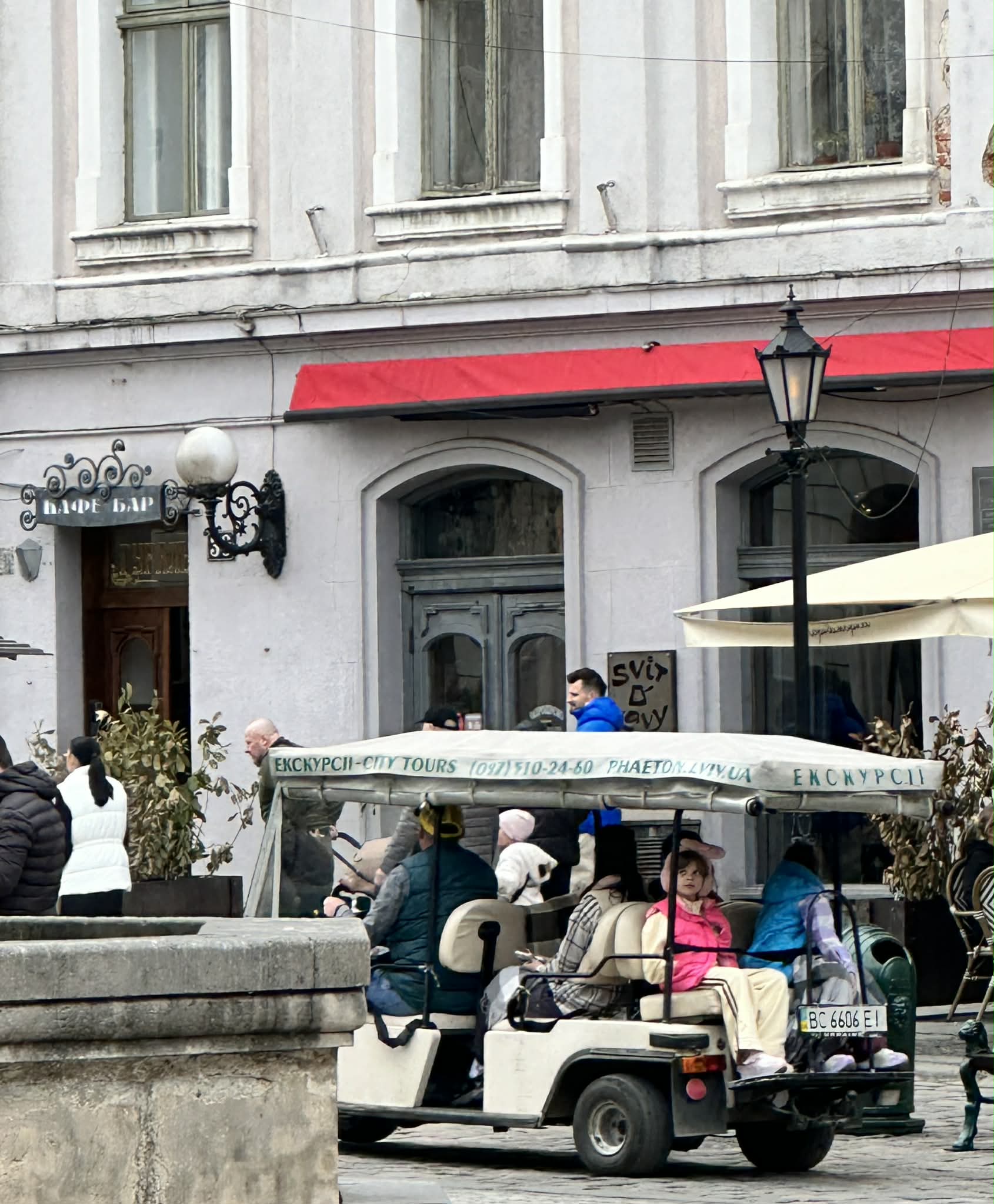 ee5b69a0 a86f 4ca6 9321 72d85173b333