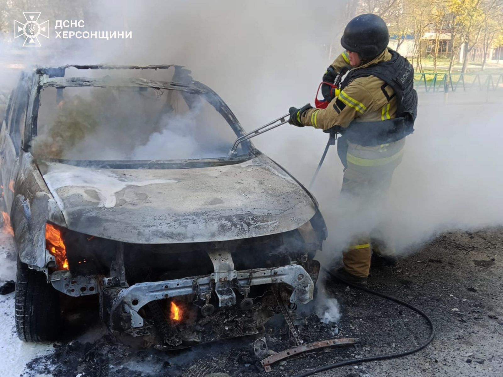 Ворог обстріляв Харківщину, Дніпропетровщину та Херсон (ФОТО) 2 photo 2026 04 13 17 53 26